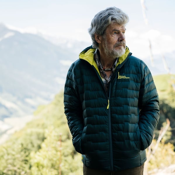 Background photo Reinhold Messner